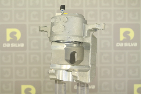 DA SILVA ET9975: Bremssattel vor der Achse, Vorderachse links
