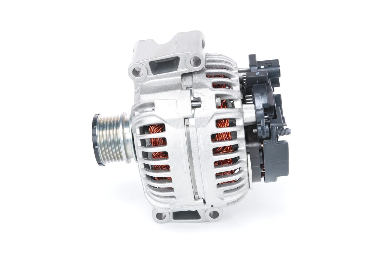 BOSCH 0 124 625 207: Alternátor 200A