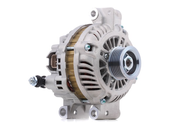 STARK SKGN-0321404: Laturi 90A