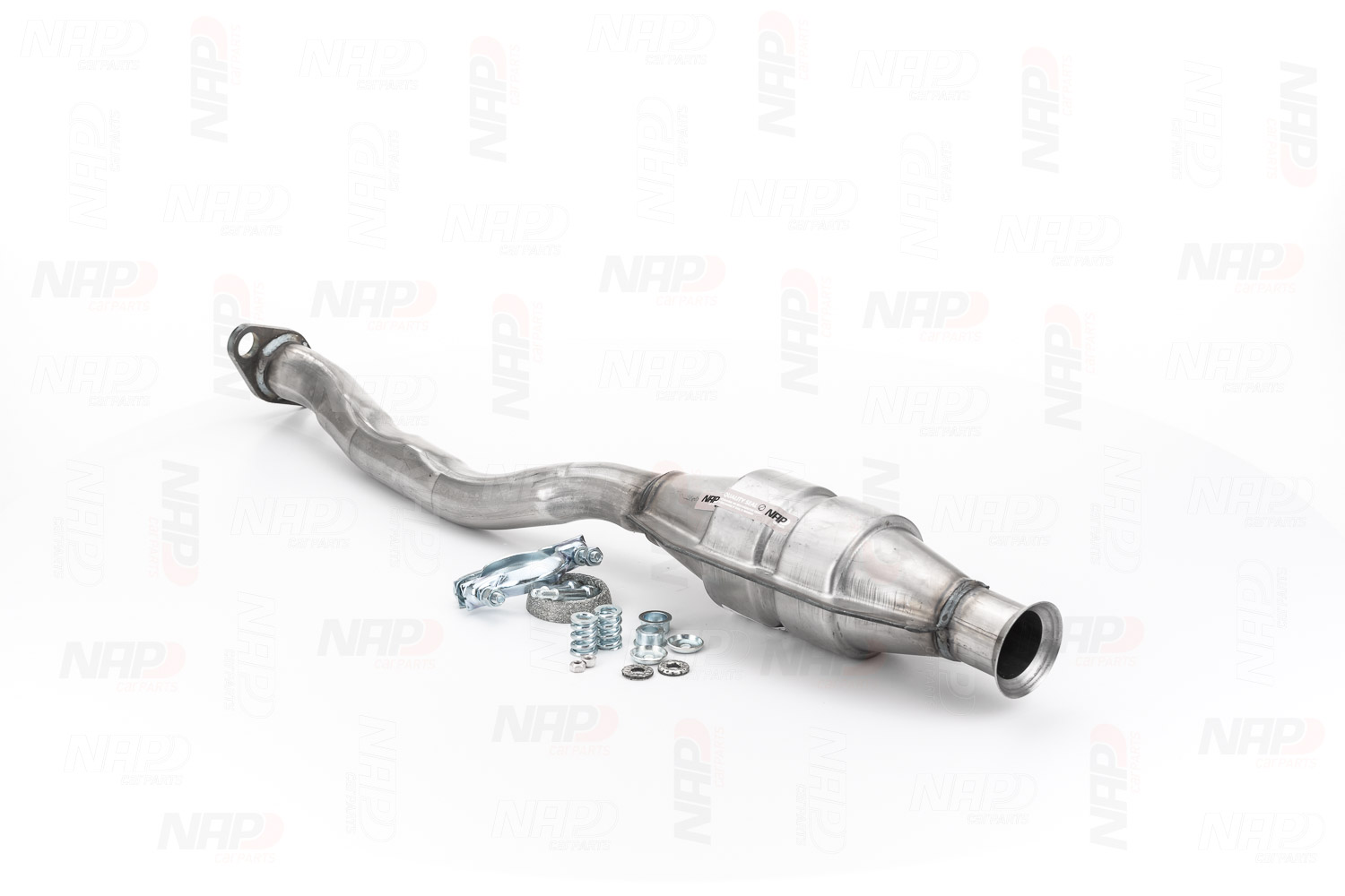 NAP carparts CAK10518: Katalysator mit Anbau-/Befestigungsmaterial