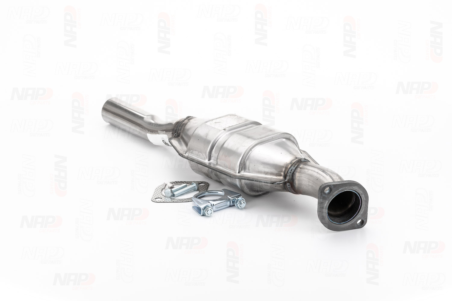 NAP carparts CAK10611: Katalizator z materiałem montażowym/ mocującym