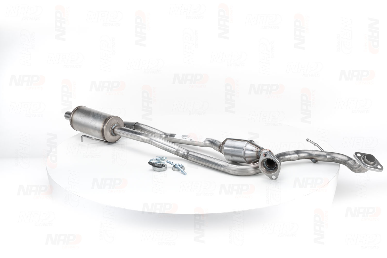 NAP carparts CAK10715: Katalizator z materiałem montażowym/ mocującym