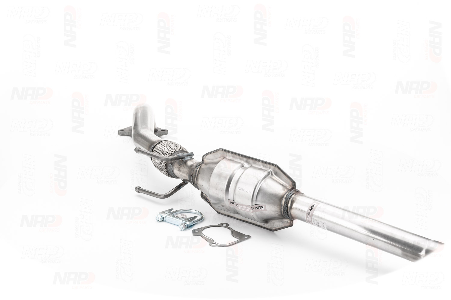 NAP carparts CAK10740: Katalysator mit Anbau-/Befestigungsmaterial
