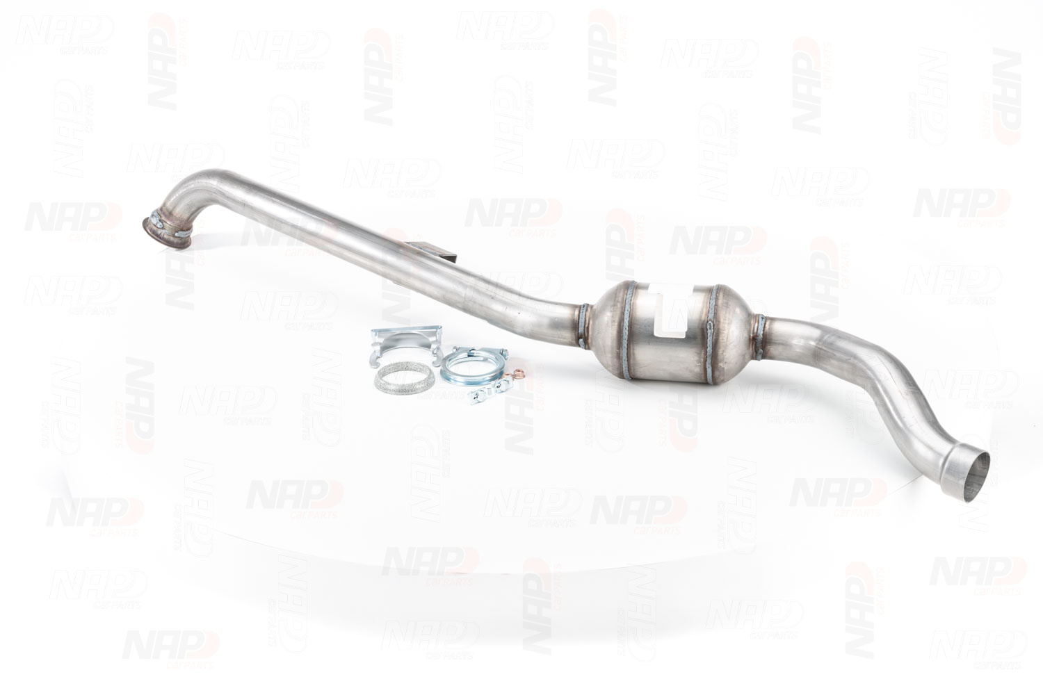 NAP carparts CAK10430: Katalizator z materiałem montażowym/ mocującym