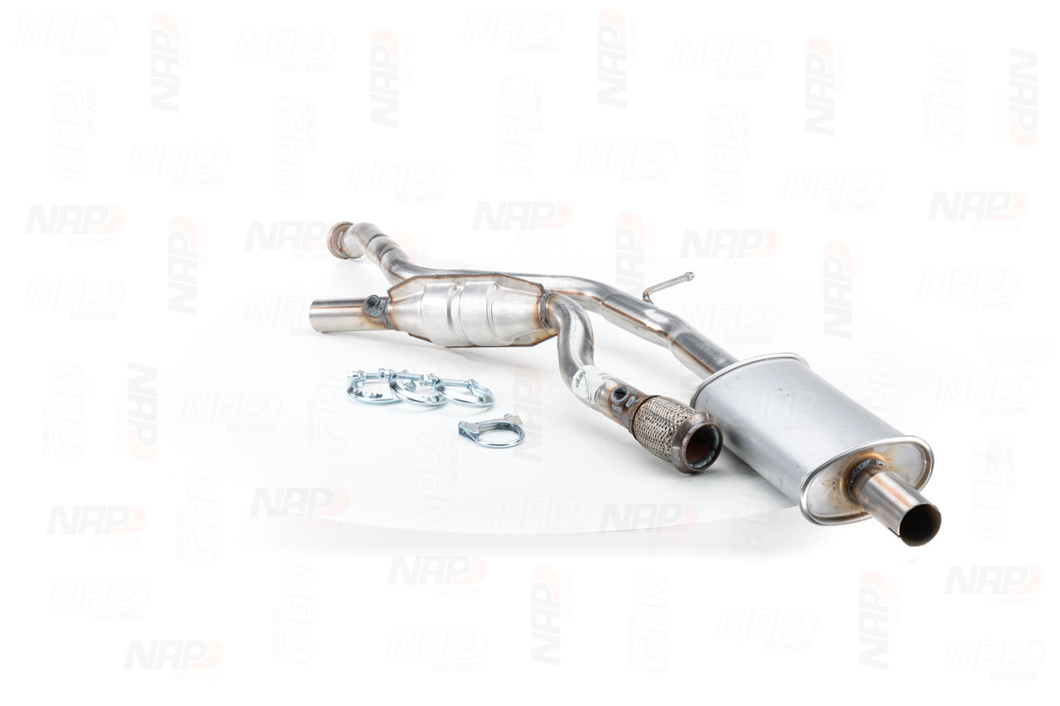 NAP carparts CAK10481: Katalysator mit Anbau-/Befestigungsmaterial