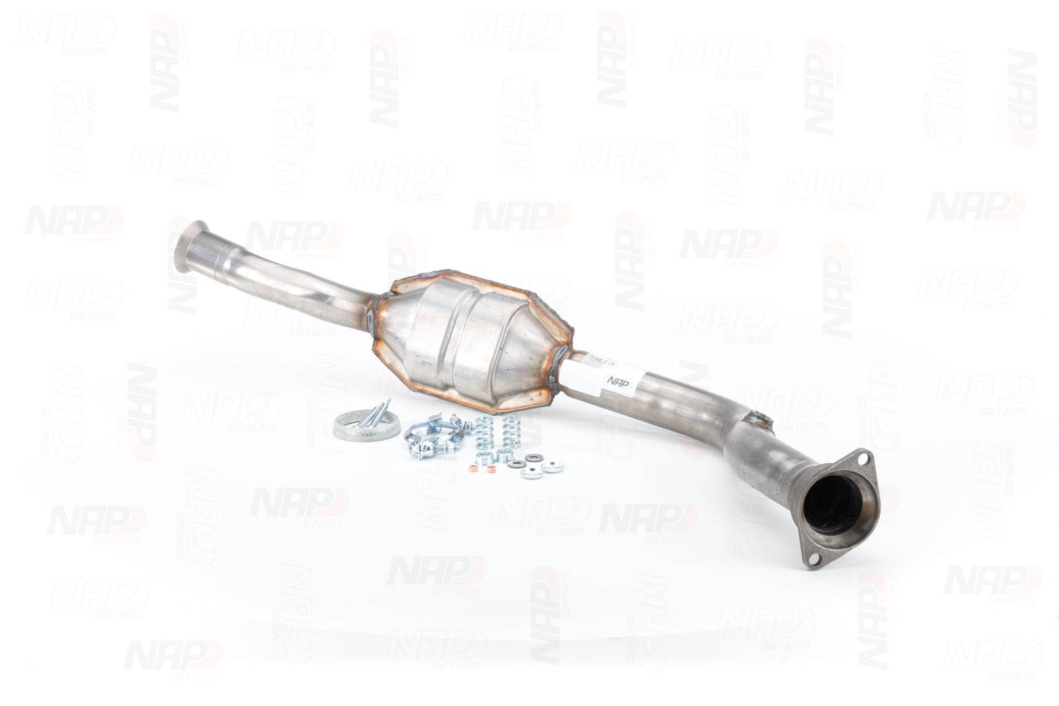 NAP carparts CAK10532: Katalizator z materiałem montażowym/ mocującym