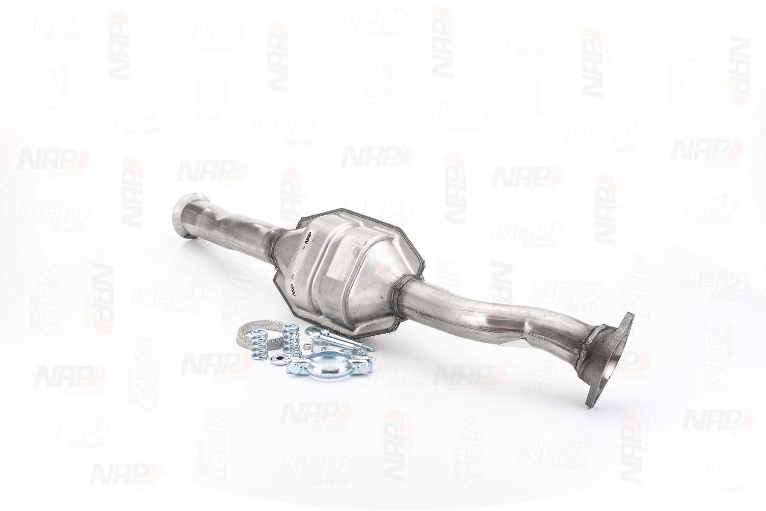 NAP carparts CAK10538: Catalyseur avec matériel de montage/fixation
