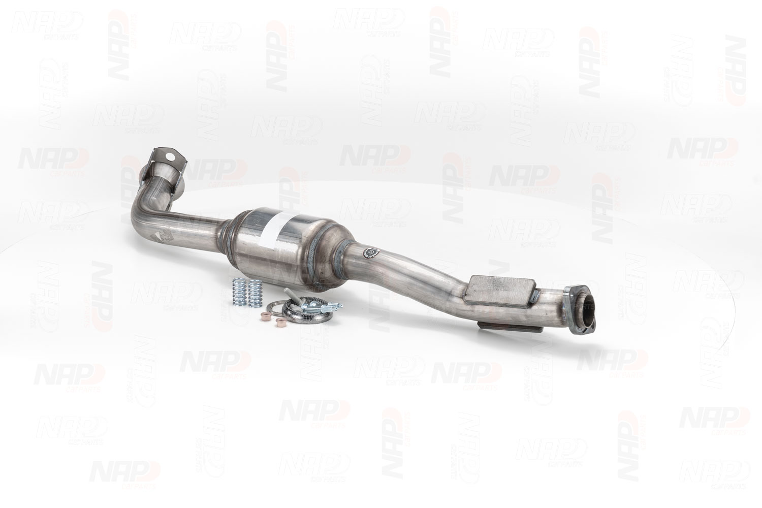 NAP carparts CAK10728: Katalizator z materiałem montażowym/ mocującym