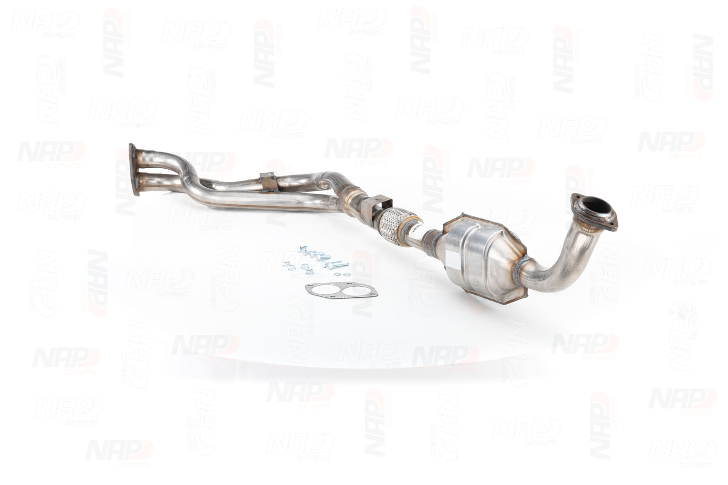 NAP carparts CAK10868: Katalysator mit Anbau-/Befestigungsmaterial