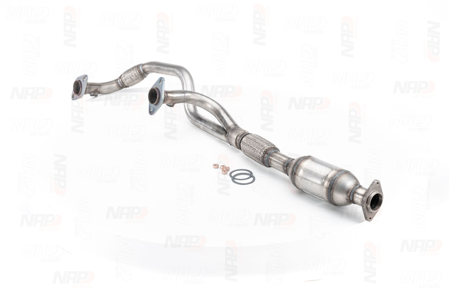 NAP carparts CAK10882: Katalizator z materiałem montażowym/ mocującym