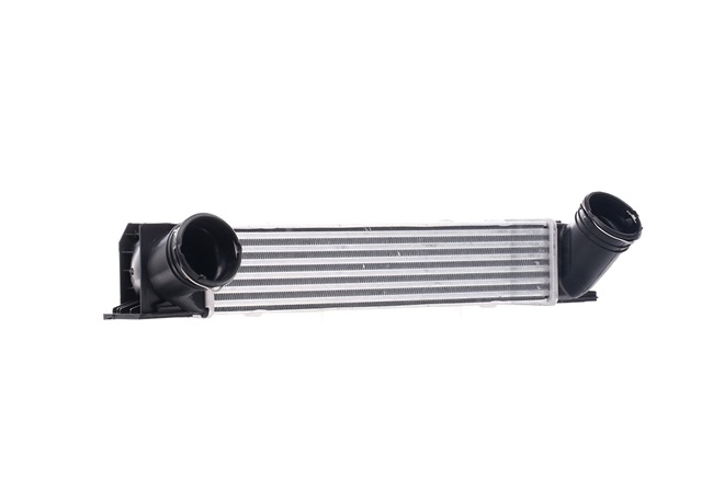 STARK SKICC-0890274 Интеркулер BMW 3 (E90) 197 K.C. дизел цена