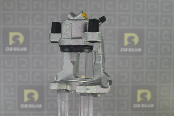 DA SILVA ET2663: Bremssattel hinter der Achse, Vorderachse links