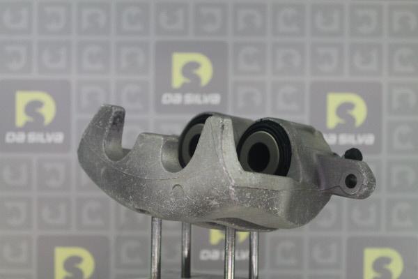 DA SILVA ET6839: Bremssattel hinter der Achse, Vorderachse links