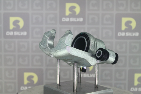 DA SILVA ET8323: Bremssattel vor der Achse, Vorderachse links
