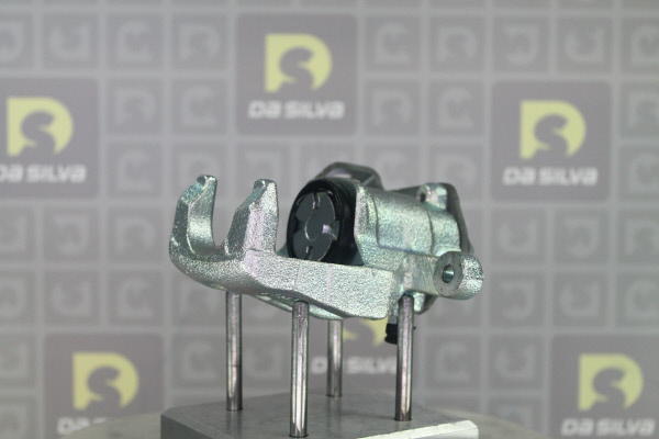 DA SILVA ET9015: Bremssattel hinter der Achse, Hinterachse links