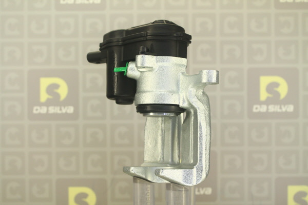DA SILVA ET9933: Bremssattel vor der Achse, Hinterachse links