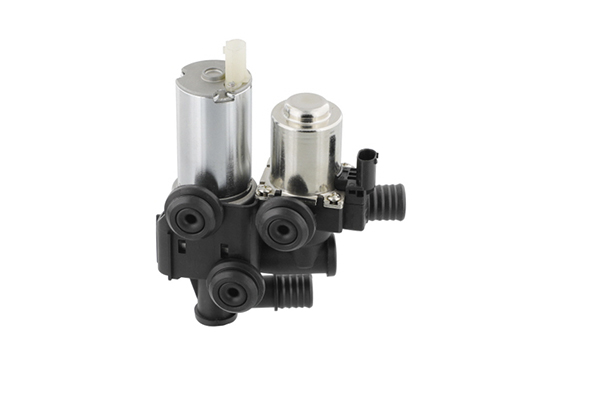 TOPRAN 620 681: Pompe à eau additionnelle