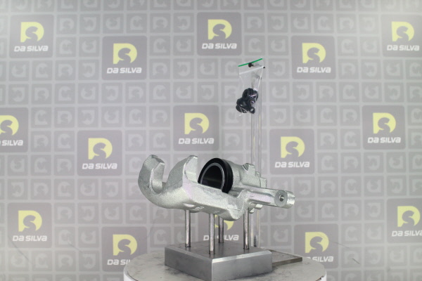 DA SILVA ET8197: Bremssattel vor der Achse, Vorderachse links