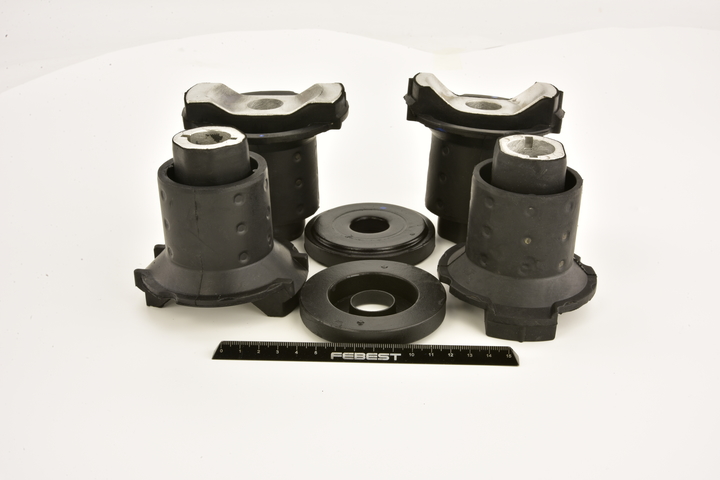 FEBEST CRAB-GRCHIVSF-KIT Έδραση, σώμα άξονα JEEP GRAND CHEROKEE 4 (WK, WK2) 250 PS Πετρέλαιο κόστος