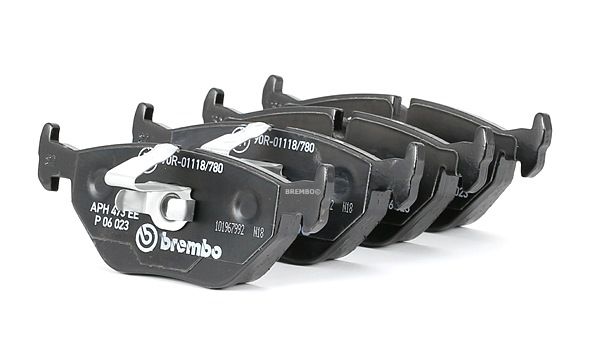 BREMBO P 06 023: Bremsbeläge PRIME LINE mit Zubehör, mit Kolbenclip, mit Anti-Quietsch-Blech