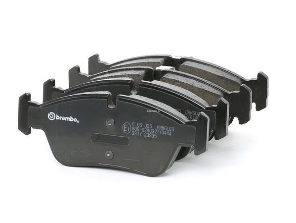 BREMBO P 06 035: Plăcuțe de frână PRIME LINE cu acceasorii, cu clema piston, cu tabla anti scartait