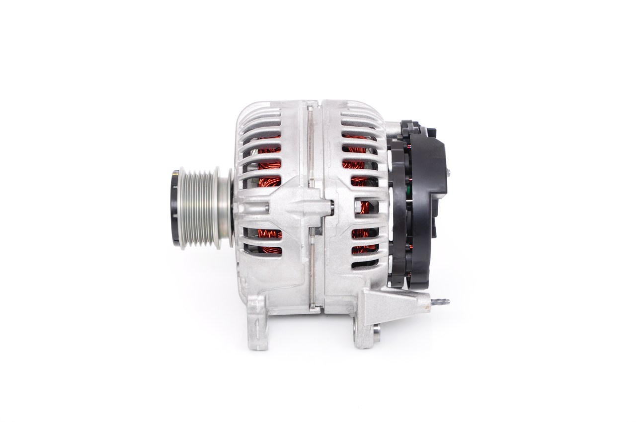 BOSCH 0 124 515 121: Laturi 120A