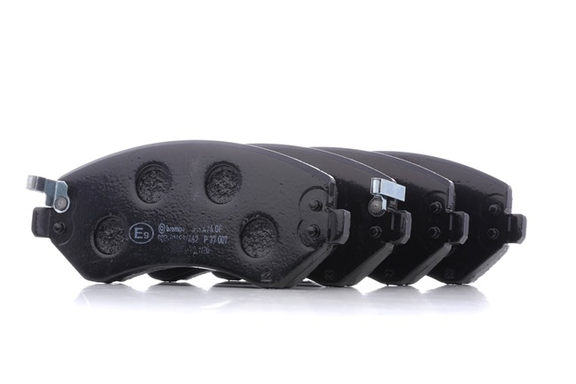 BREMBO P 37 007 Klocki hamulcowe CHRYSLER VOYAGER 4 (RG, RS) 141 KM olej napędowy koszt
