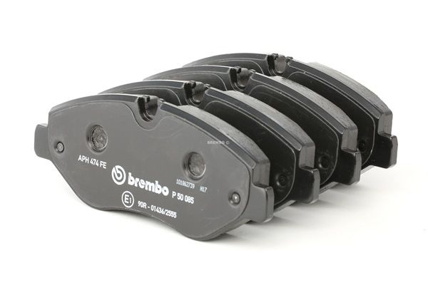 BREMBO P 50 085: Jarrupalat, levyjarru PRIME LINE Tarvikkeilla, Jarrusatulan ruuveilla, Huudonvaimennuspellillä Prime