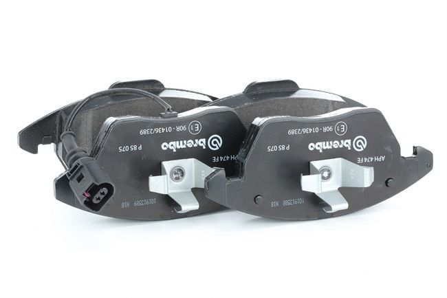 BREMBO P 85 075: Fékbetét készlet, tárcsafék PRIME LINE Tartozékokkal, dugattyú sasszeggel, csikorgásgátló lemezzel Prime