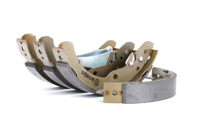 BREMBO S 85 516: Remschoenset ESSENTIAL LINE Met handremhefboom