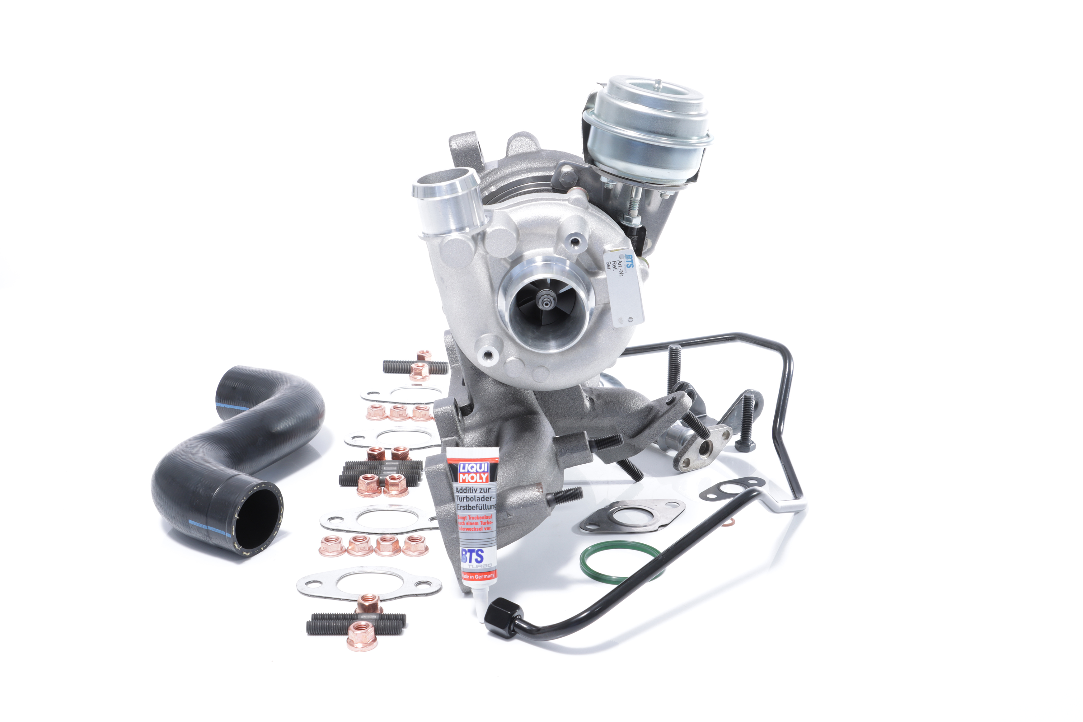 BTS TURBO T981131BT: Turbosuflantă cu material de atașare/fixare, cu conducta alimentare ulei, cu conducta scurgere ulei, cu instructiuni montaj