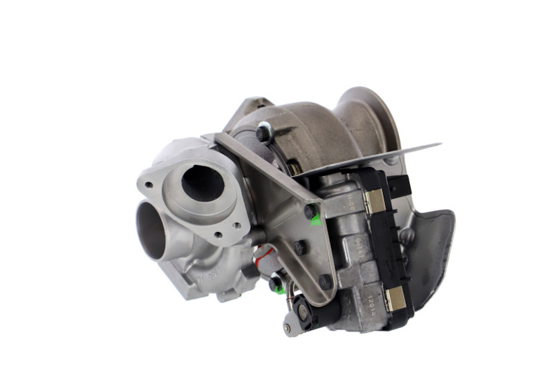 REMANTE 003-002-004466R: Turbosprężarka GARRETT 722010-5010S zawiera komplet uszczelek