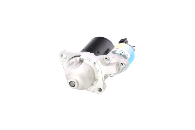 REMANTE 011-001-000575R: Štartér BOSCH 0 001 107 527 1.2kW