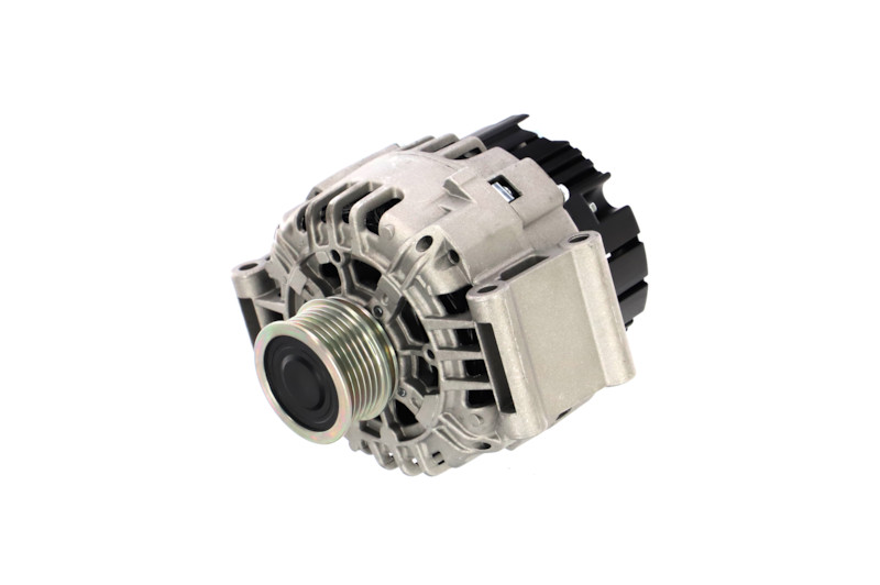 REMANTE 011-003-000839R: Laturi BOSCH 0 986 046 180 140A