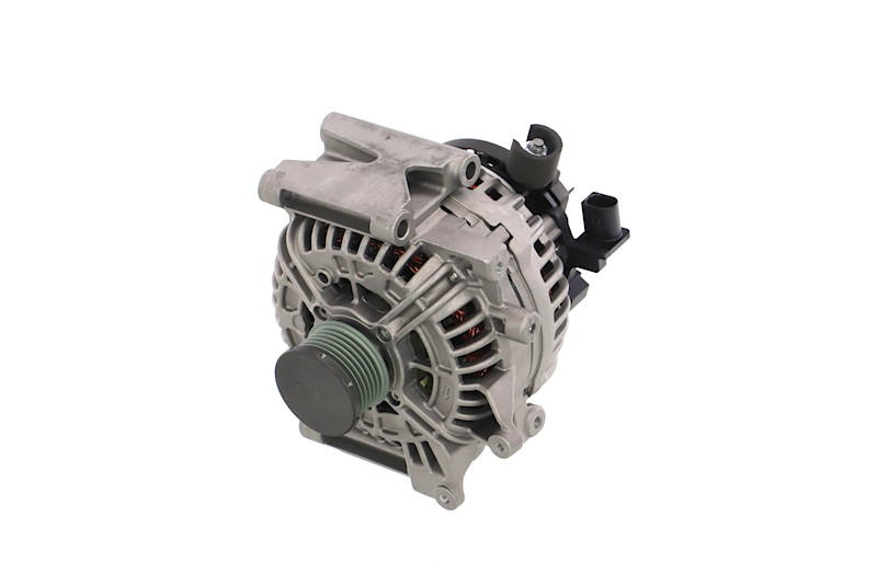 REMANTE 011-003-000858R: Lichtmaschine BOSCH 0 986 048 550 200A