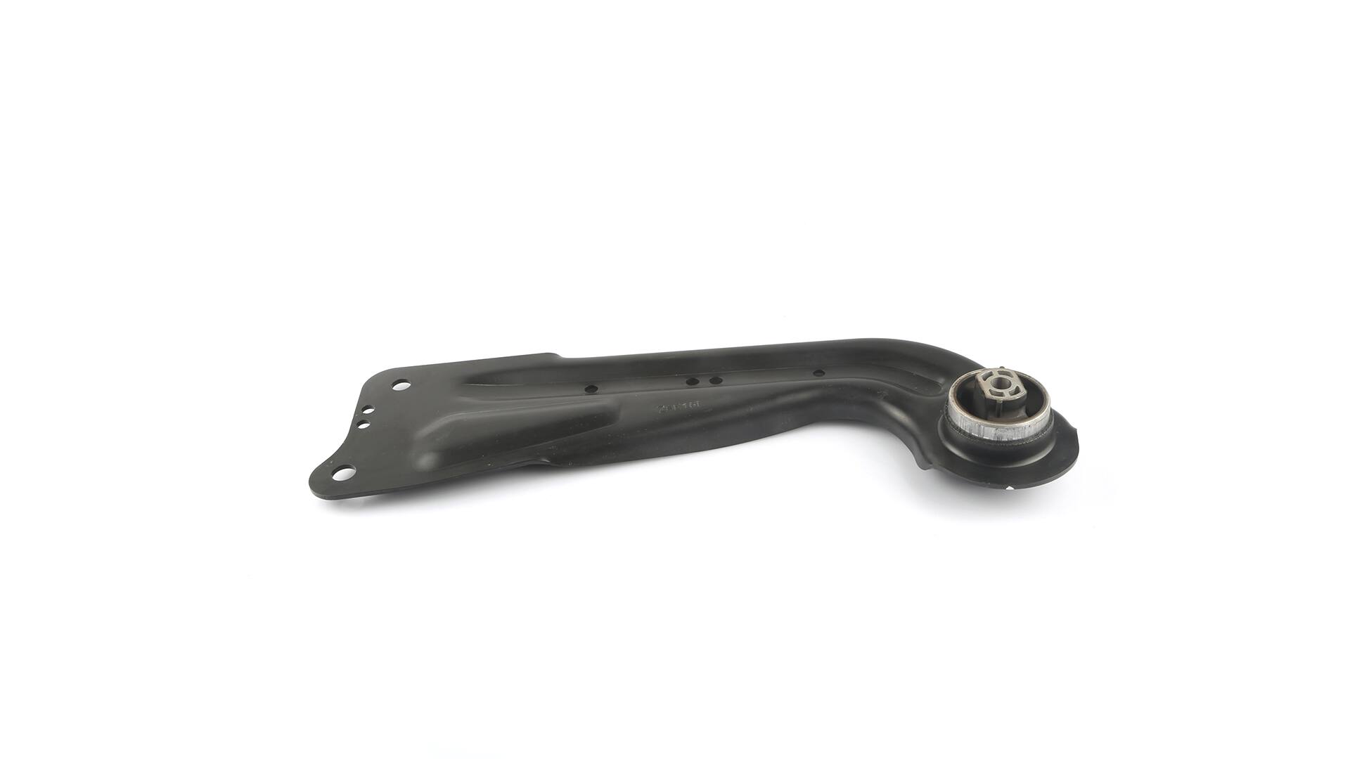 SKF VKDS 421031 Bærearm VW TIGUAN (AD1) 131 hk Bensin hva koster