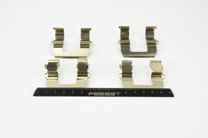 FEBEST 0403-PD4WR: Kit de accesorios, pastillas de frenos Eje trasero