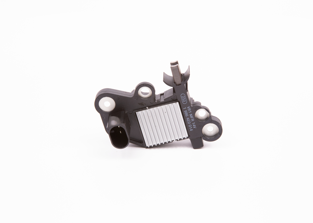 BOSCH 1 986 AE0 014 Ģeneratora sprieguma regulators MAHINDRA XUV500 140 ZS Dīzelis cena