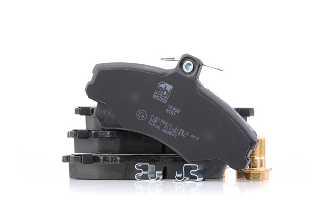 FEBI BILSTEIN 16468: Bremsbeläge Vorderachse, mit Schrauben