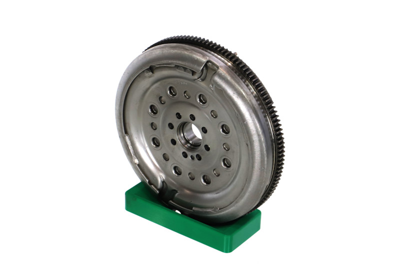 REMANTE 009-001-000180R: Schwungrad 240mm