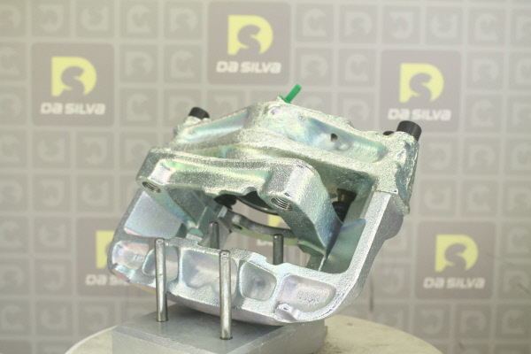 DA SILVA ET3110: Bremssattel vor der Achse, Vorderachse rechts