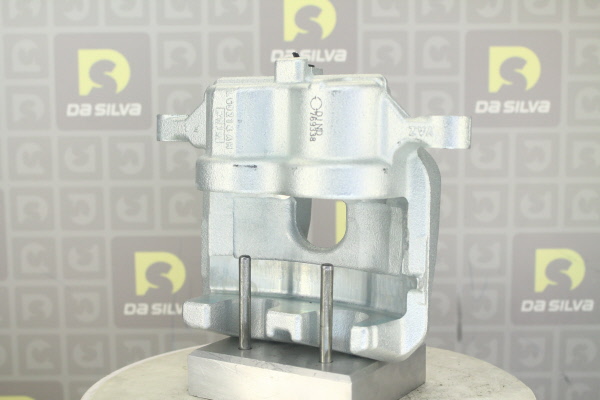 DA SILVA ET3352: Bremssattel vor der Achse, Vorderachse links