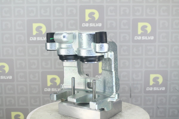 DA SILVA ET3428: Bremssattel hinter der Achse, Vorderachse rechts