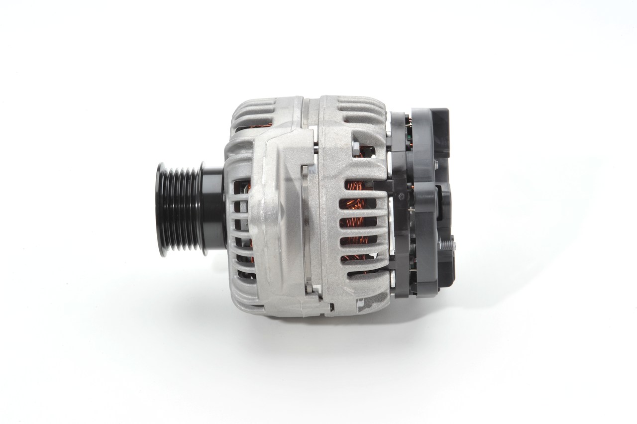 BOSCH 0 124 425 097: Lichtmaschine 140A
