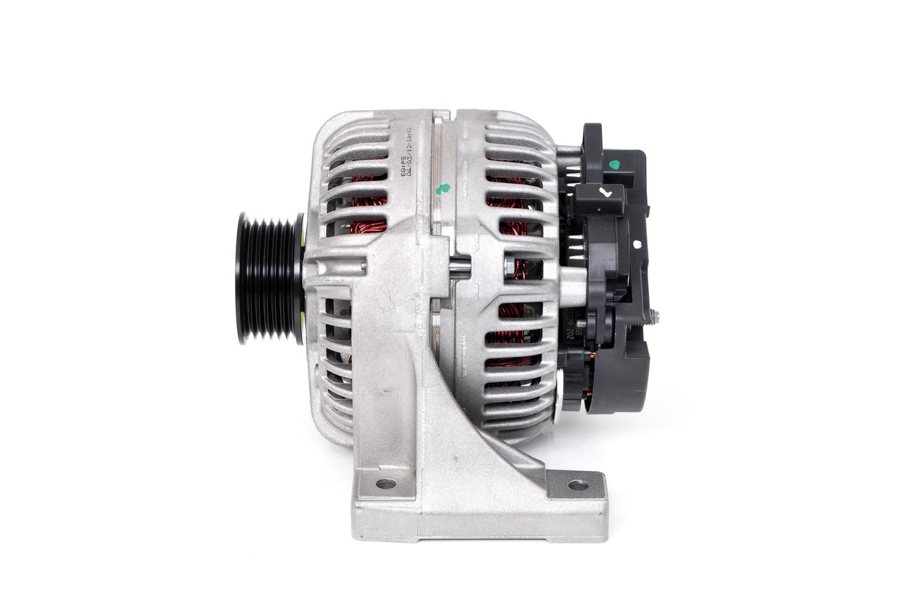 BOSCH 0 124 525 522: Alternador 140A