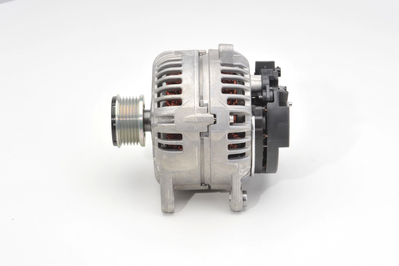 BOSCH 0 124 525 534: Alternador 155A