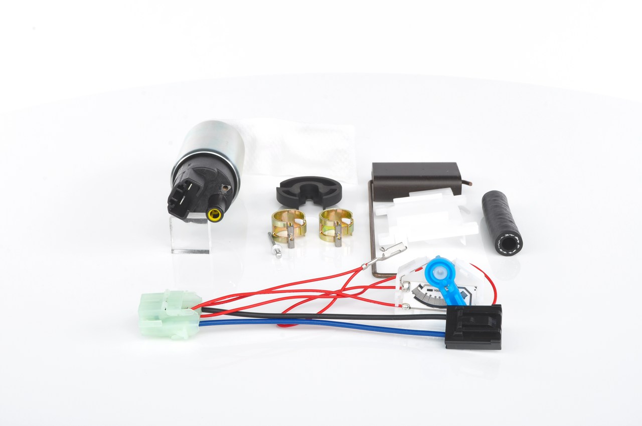 BOSCH 0 986 580 965: Kraftstoffpumpe elektrisch, mit Anbau-/Befestigungsmaterial, mit Anschlussteilen