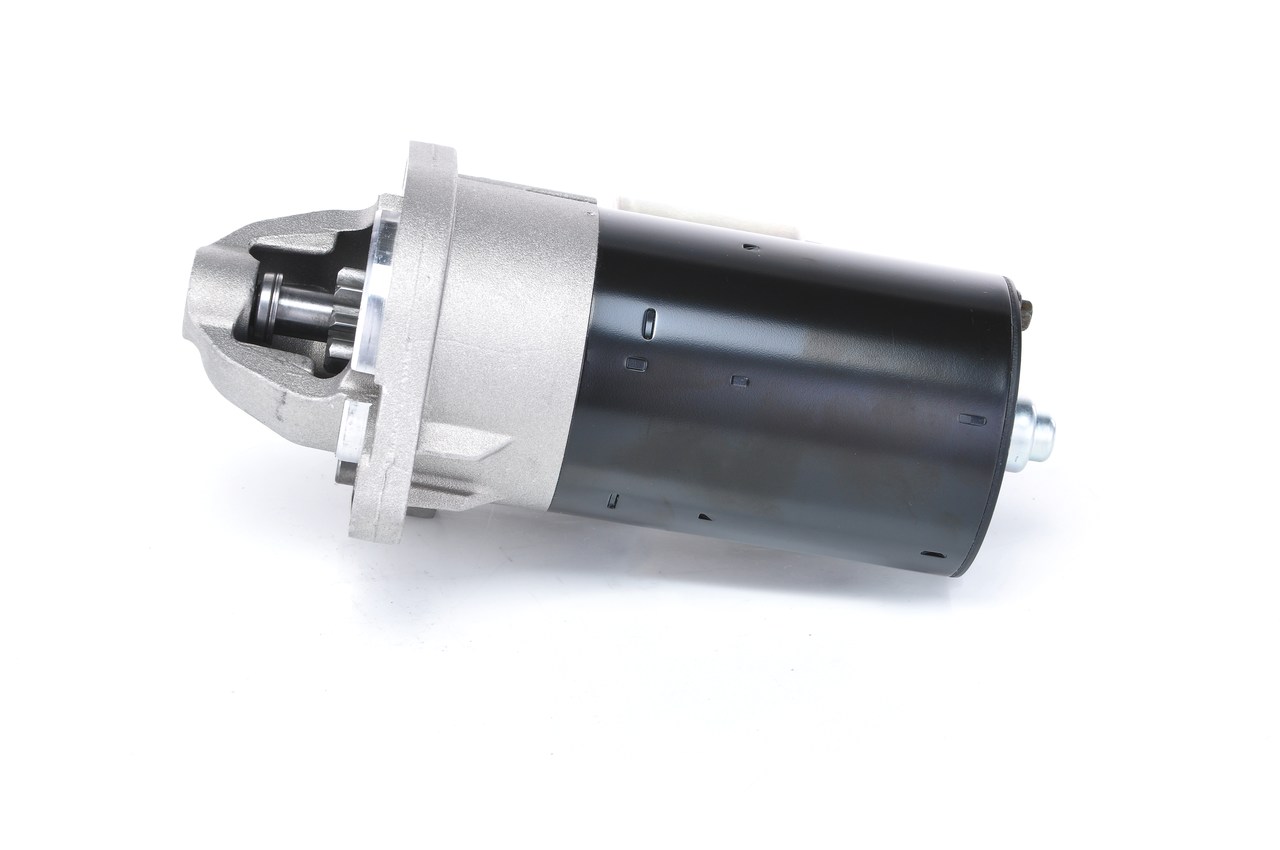 BOSCH 0 001 107 110: Anlasser 0,9kW