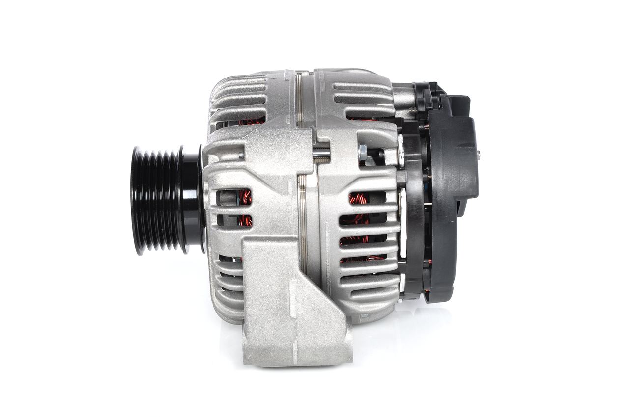 BOSCH 0 124 325 038: Lichtmaschine 90A