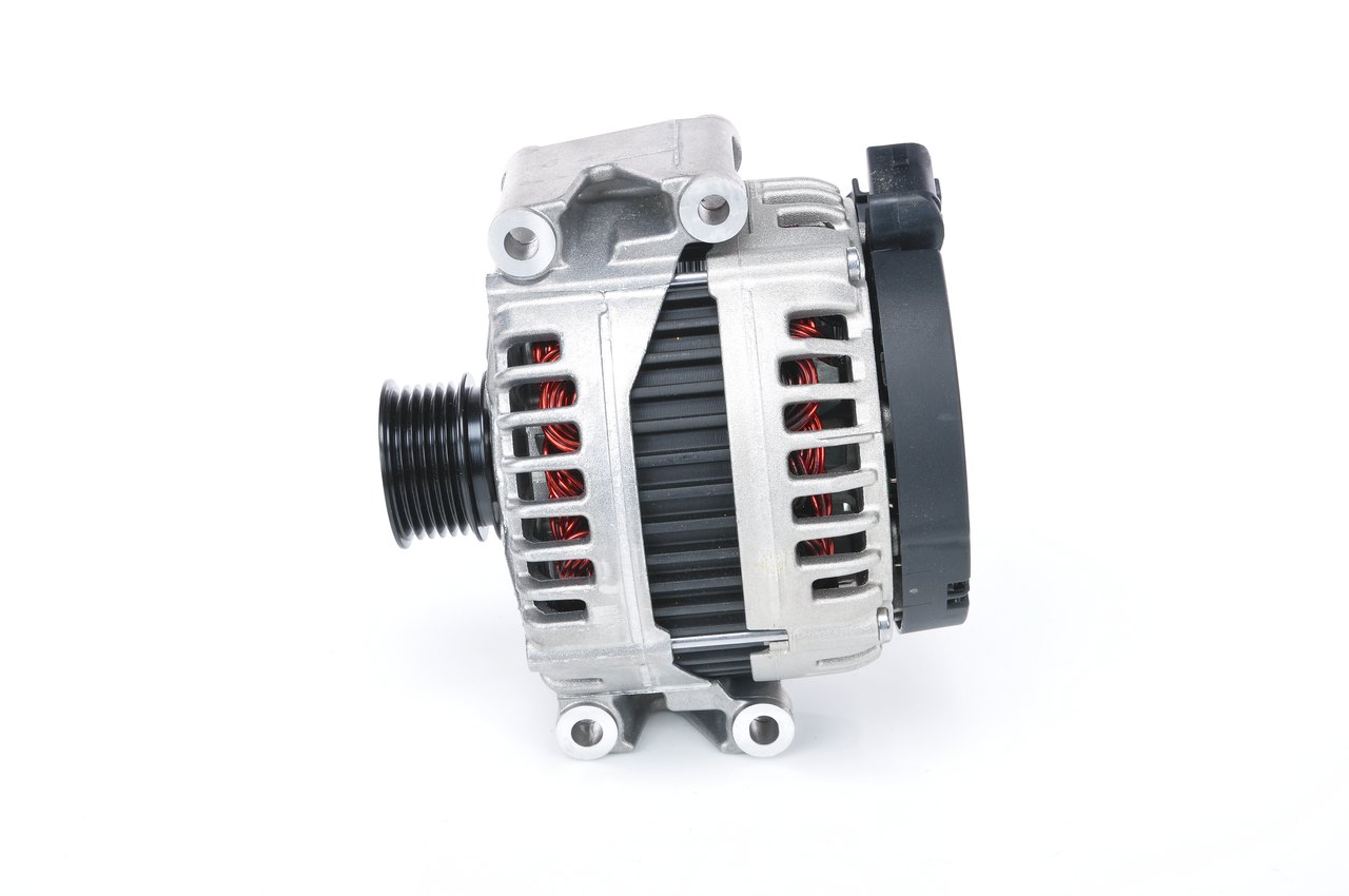 BOSCH 0 121 813 106: Lichtmaschine 220A